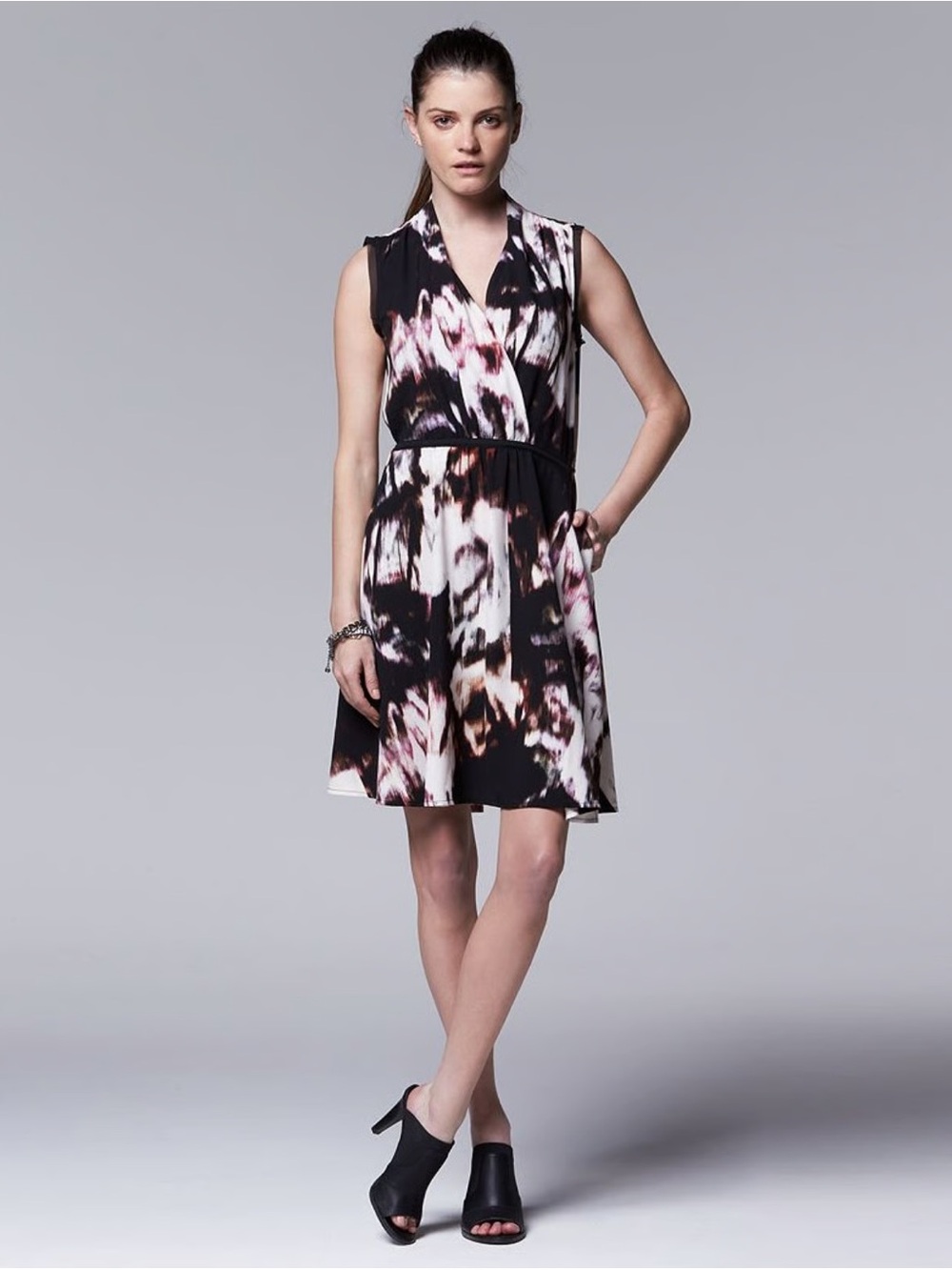 Women's Simply Vera Vera Wang Mini Dress Size M Black Pink